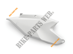 AIR FILTER BOX COVER RIGHT